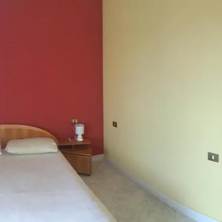 Casa Tiziana 公寓 *